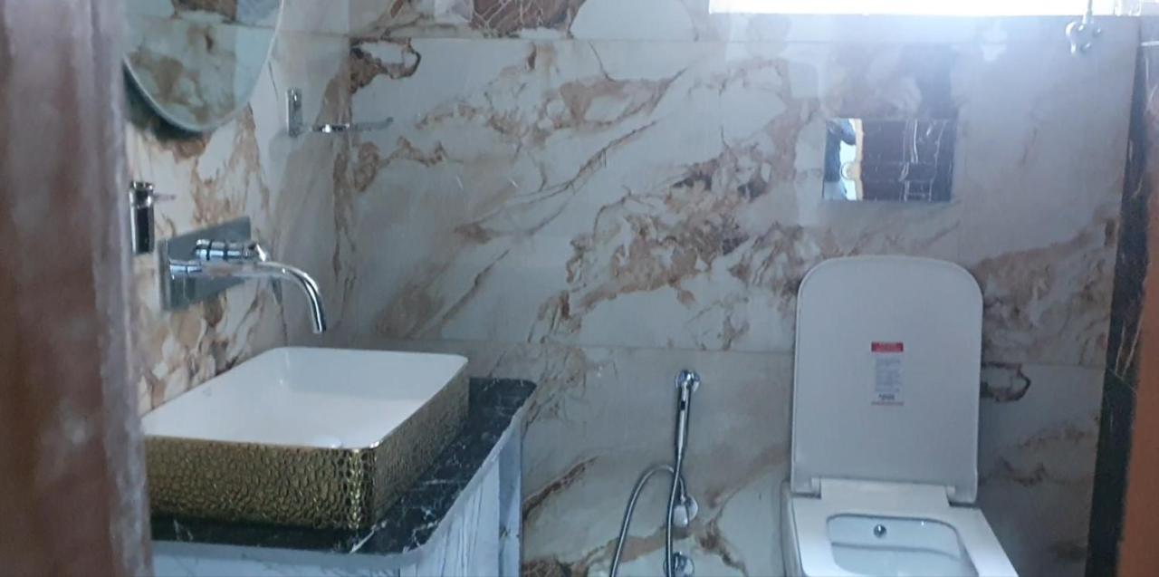 Srīnagar Hotel Resonance Exotic מראה חיצוני תמונה