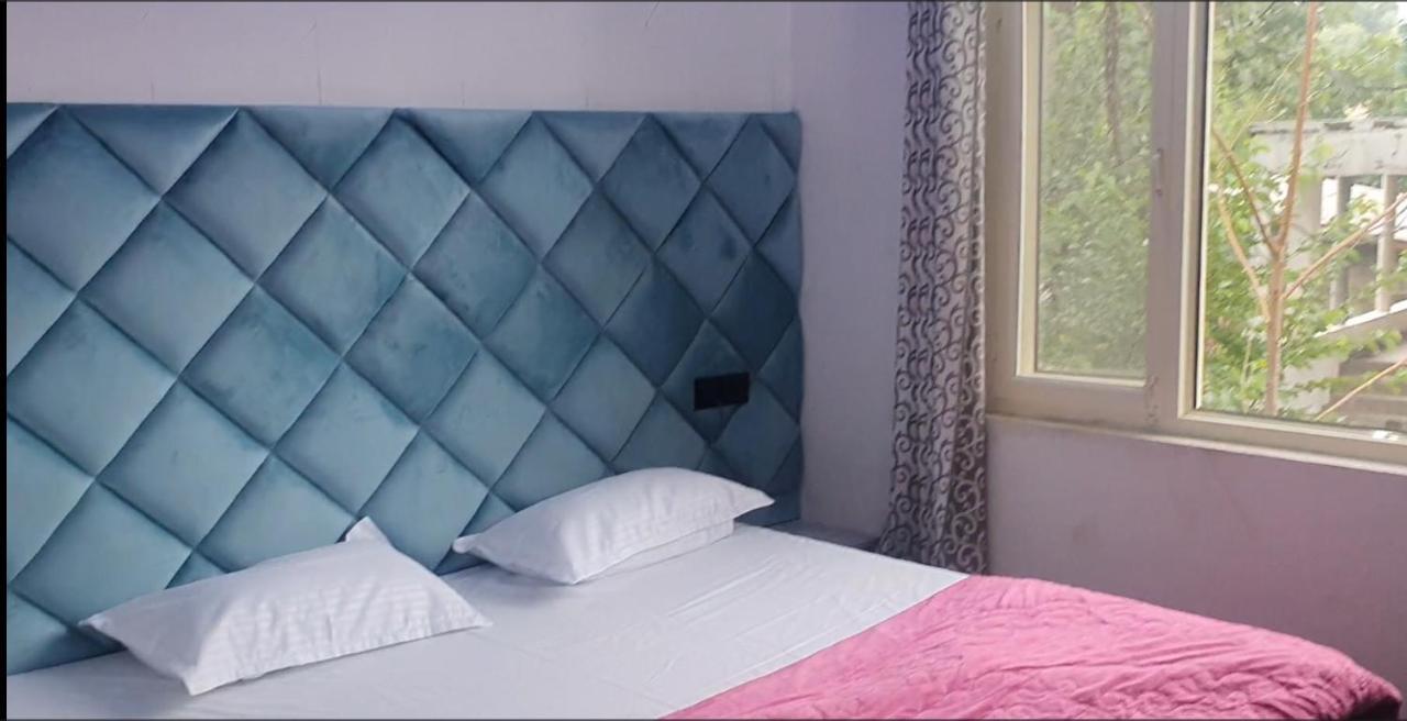 Srīnagar Hotel Resonance Exotic מראה חיצוני תמונה