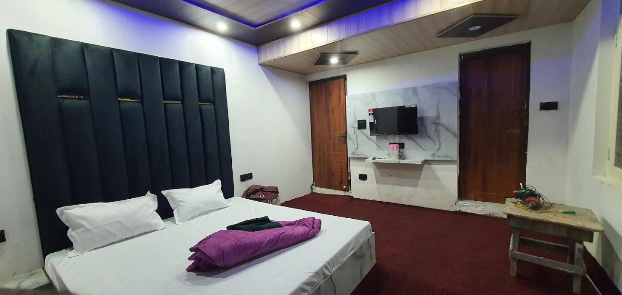 Srīnagar Hotel Resonance Exotic מראה חיצוני תמונה