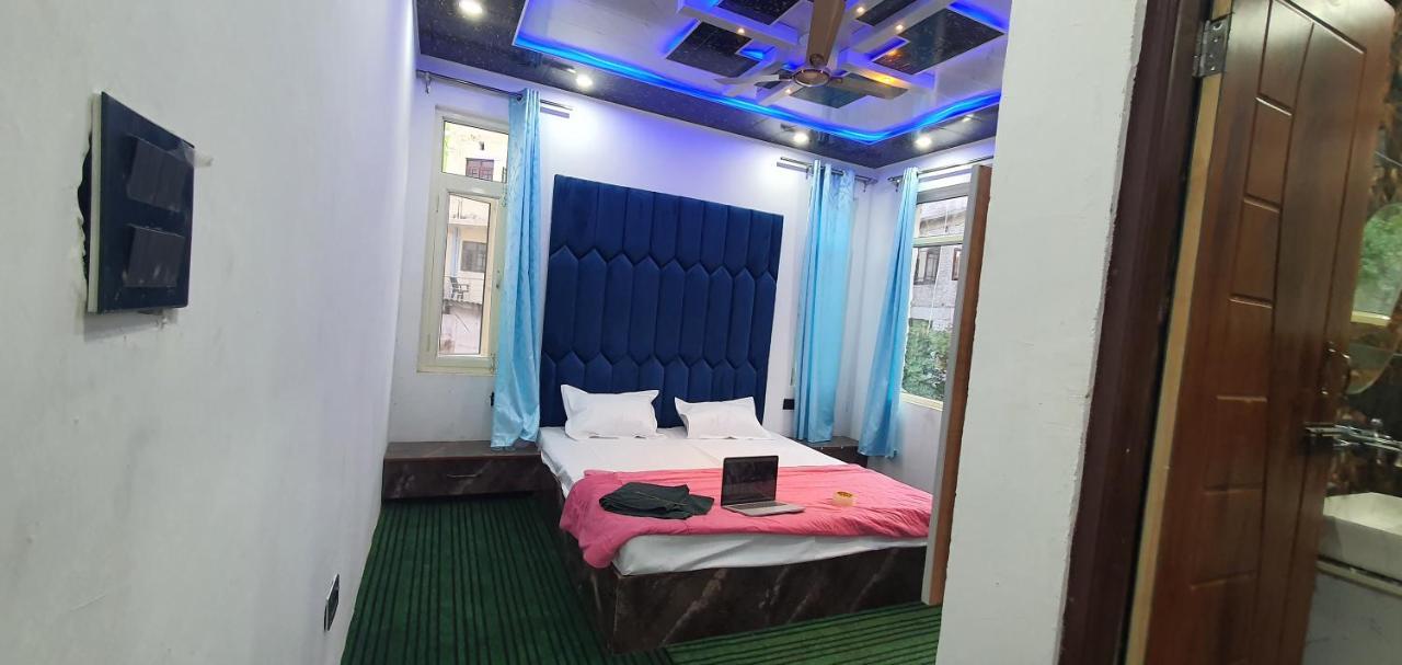 Srīnagar Hotel Resonance Exotic מראה חיצוני תמונה