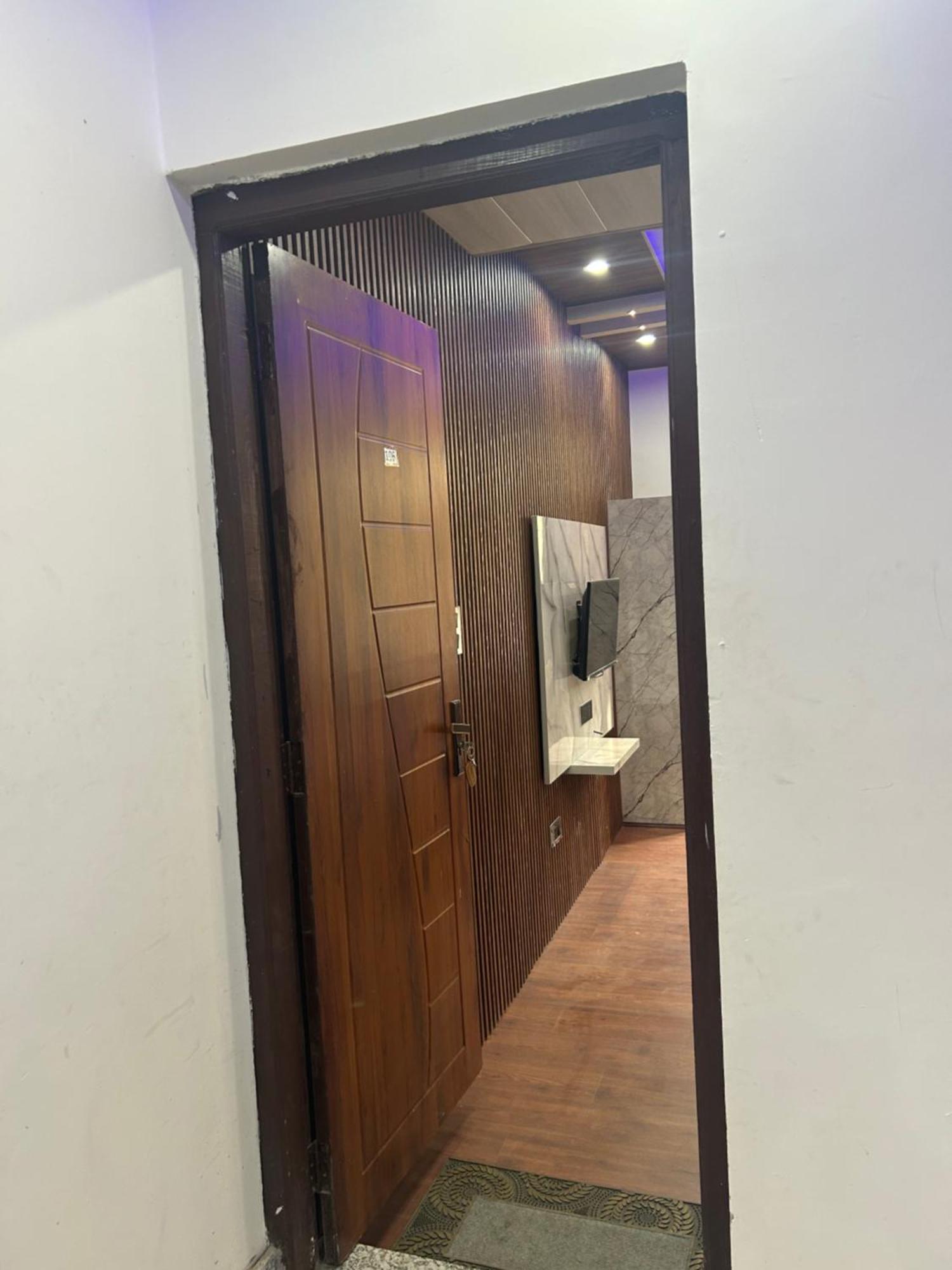 Srīnagar Hotel Resonance Exotic מראה חיצוני תמונה