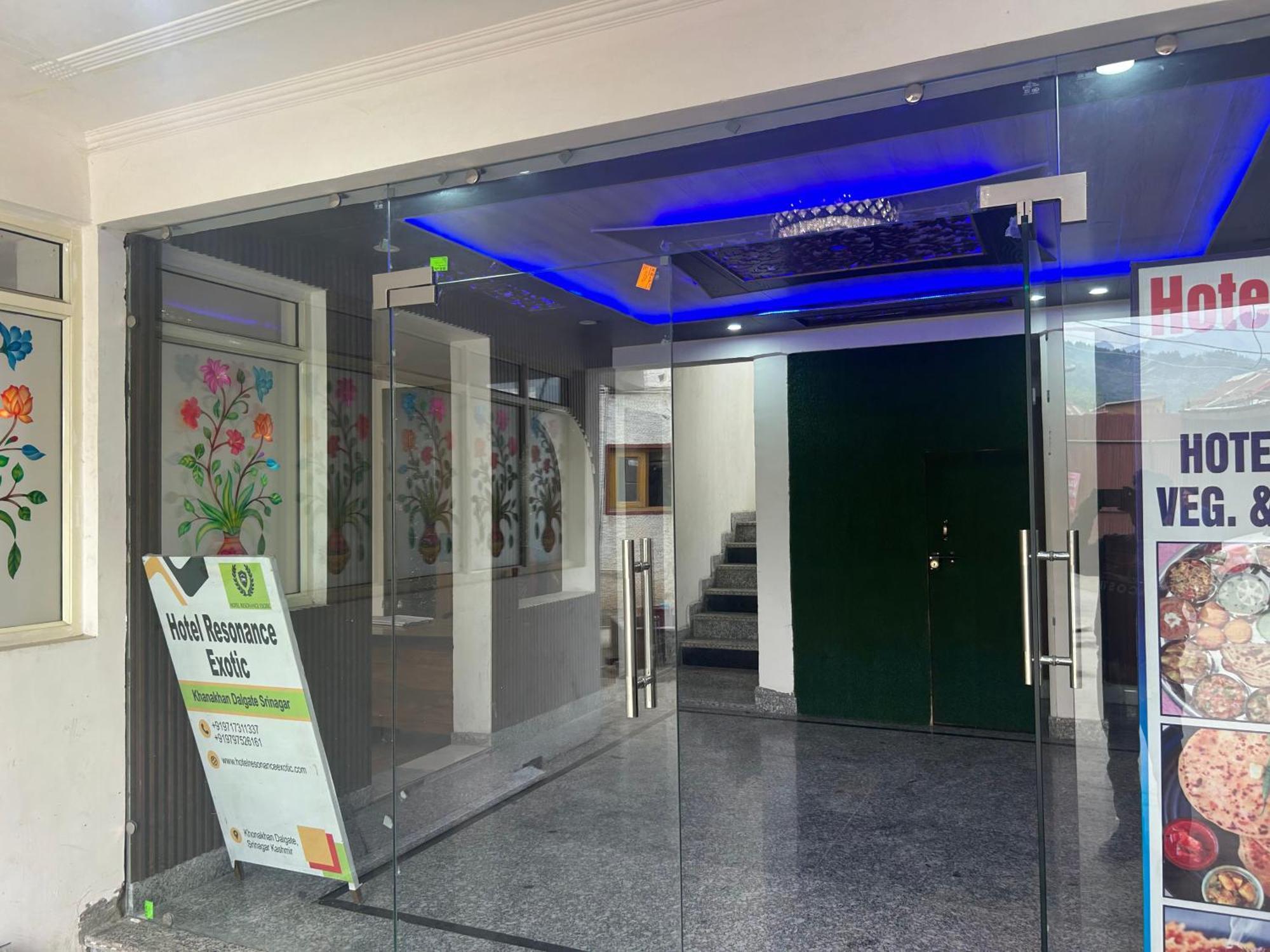 Srīnagar Hotel Resonance Exotic מראה חיצוני תמונה