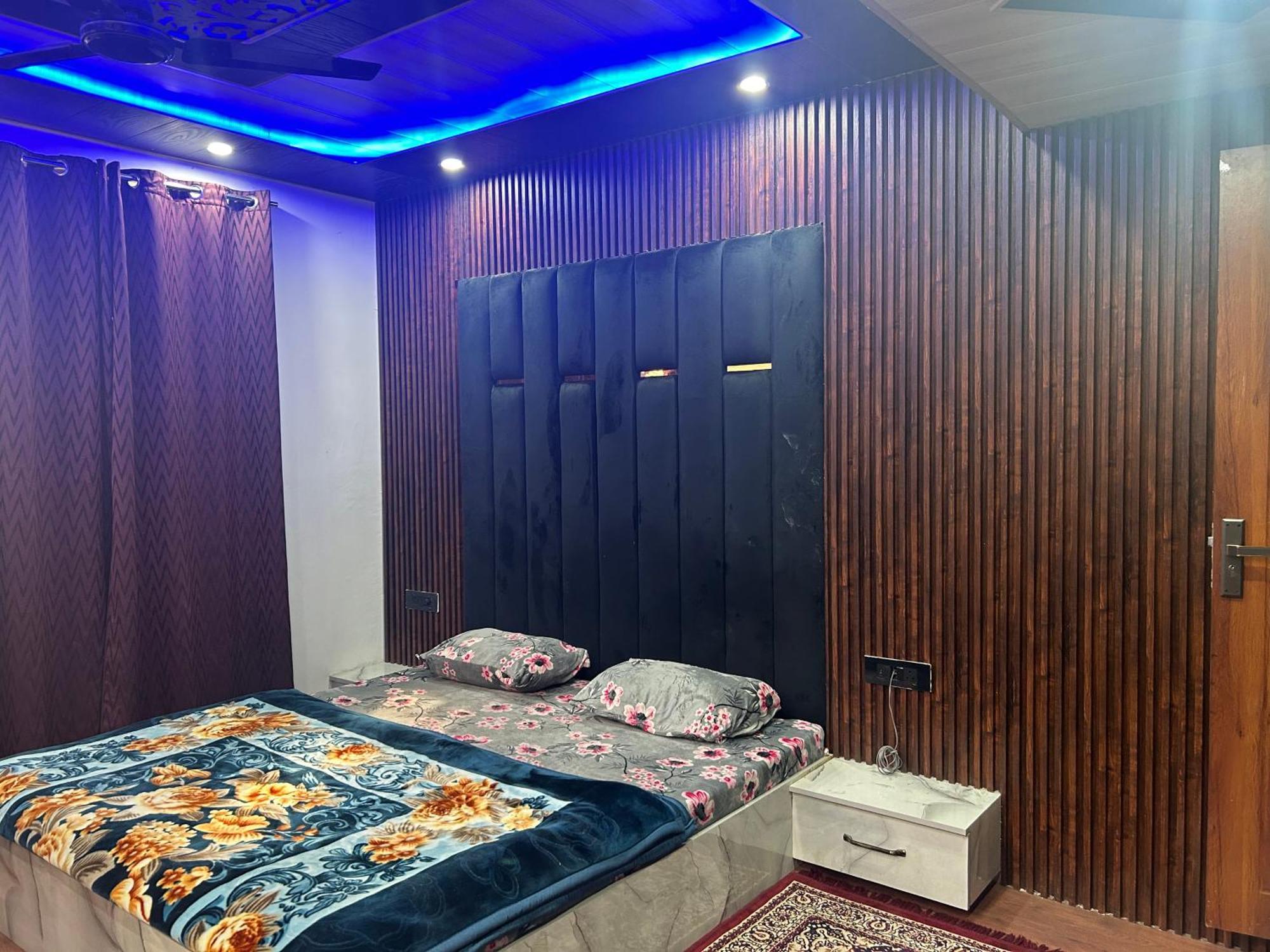 Srīnagar Hotel Resonance Exotic מראה חיצוני תמונה